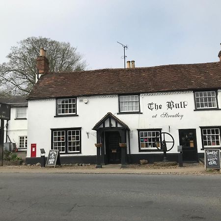 Bull Inn Reading Exteriör bild
